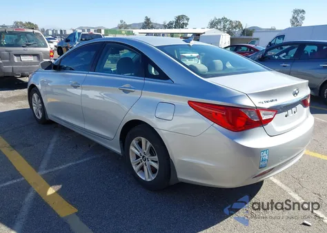 2013 Hyundai Sonata Gls z USA, uszkodzony, nr VIN 5NPEB4AC3DH536305